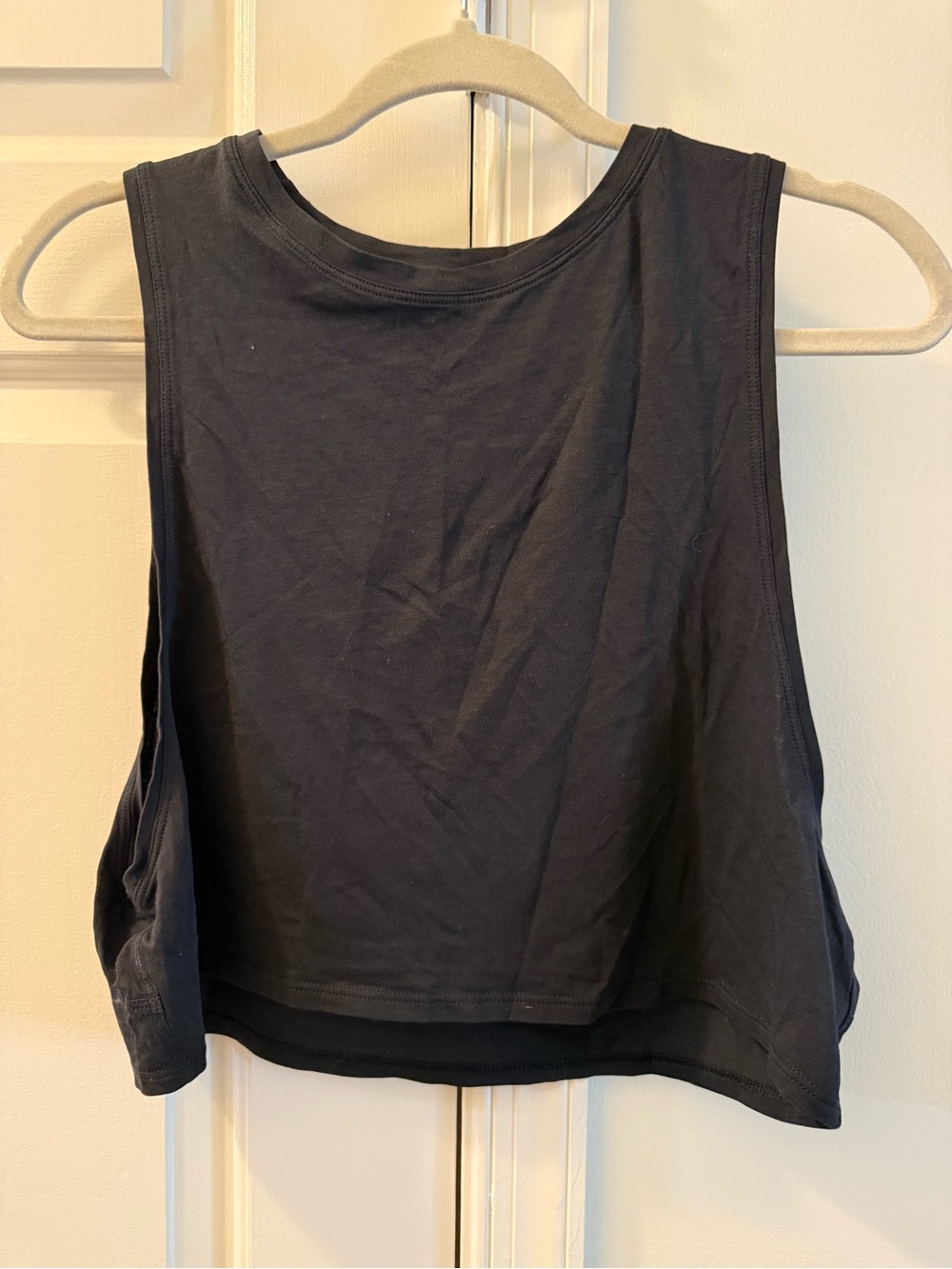 lululemon athletica Black Cropped Muscle Tank